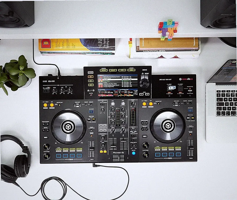 Pioneer DJ XDJ-RR All-In-One DJ System for rekordbox