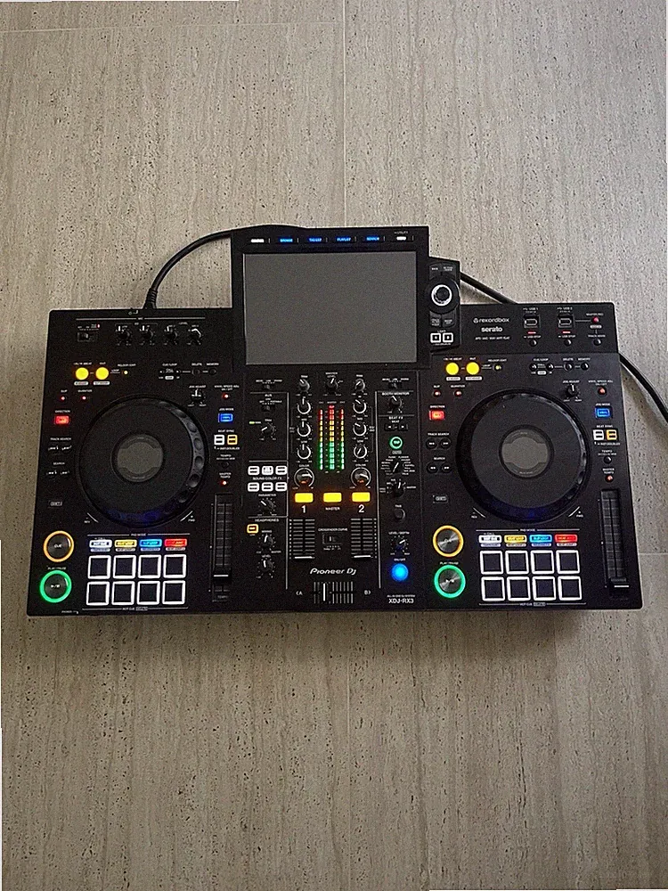 Pioneer DJ XDJ-RX3 2-Channel All-in-One DJ Controller, Color/Beat FX, Black