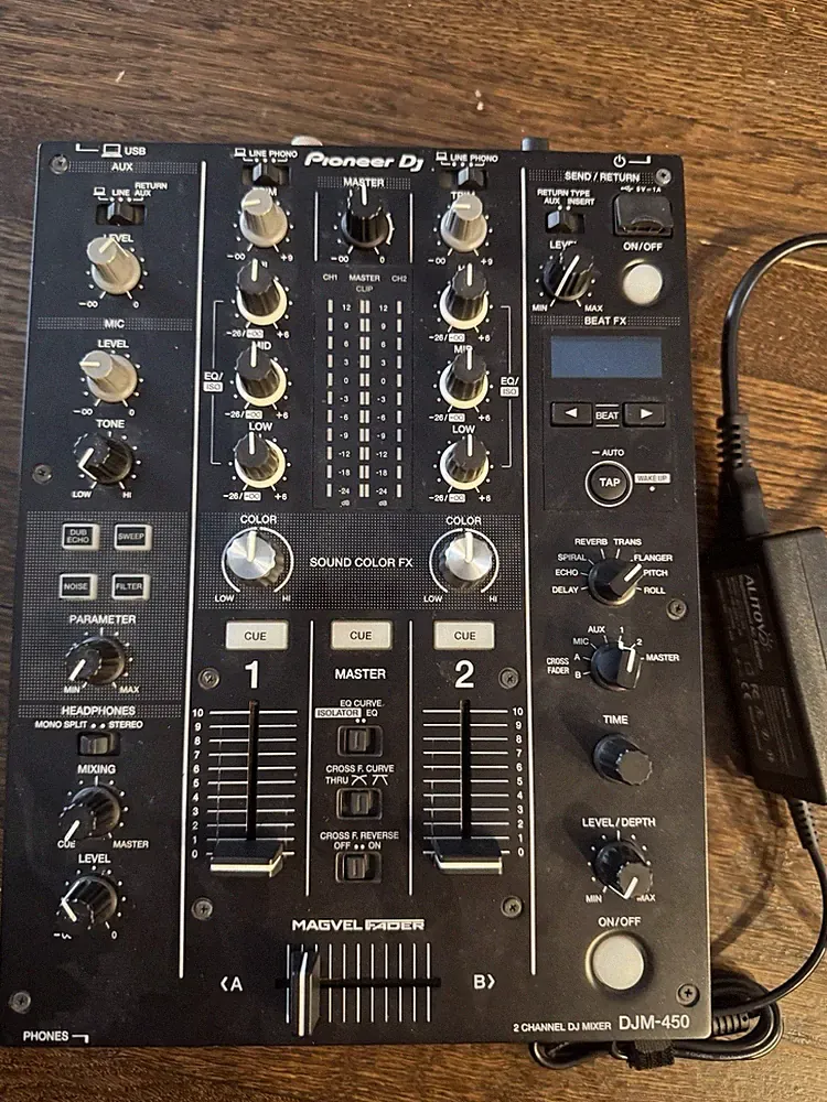Pioneer DJM-450 2-Channel DJ Mixer with Rekordbox 2 Ch