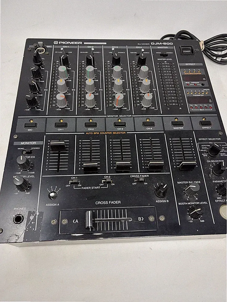 4 DJ Mixer
