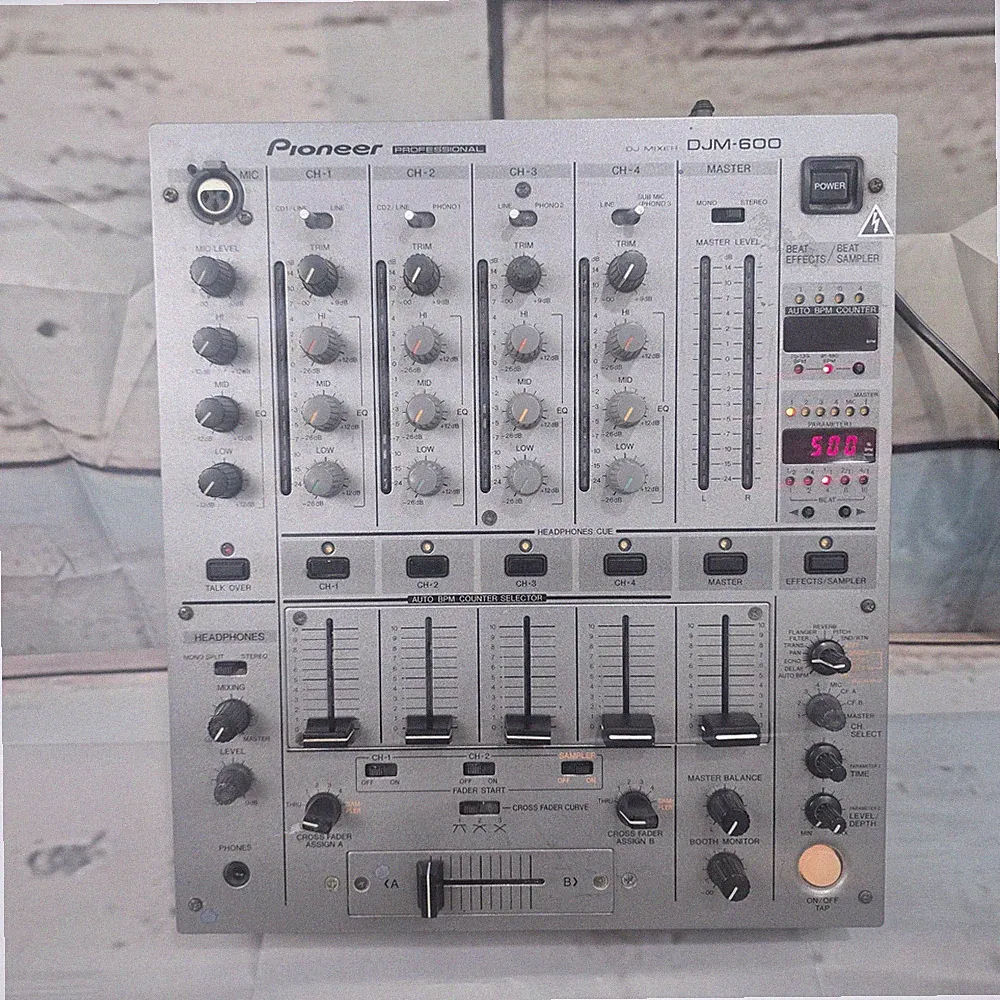 Pioneer DJM-600 Professional DJ Mixer 4-channel Silver 2000 model Equipment