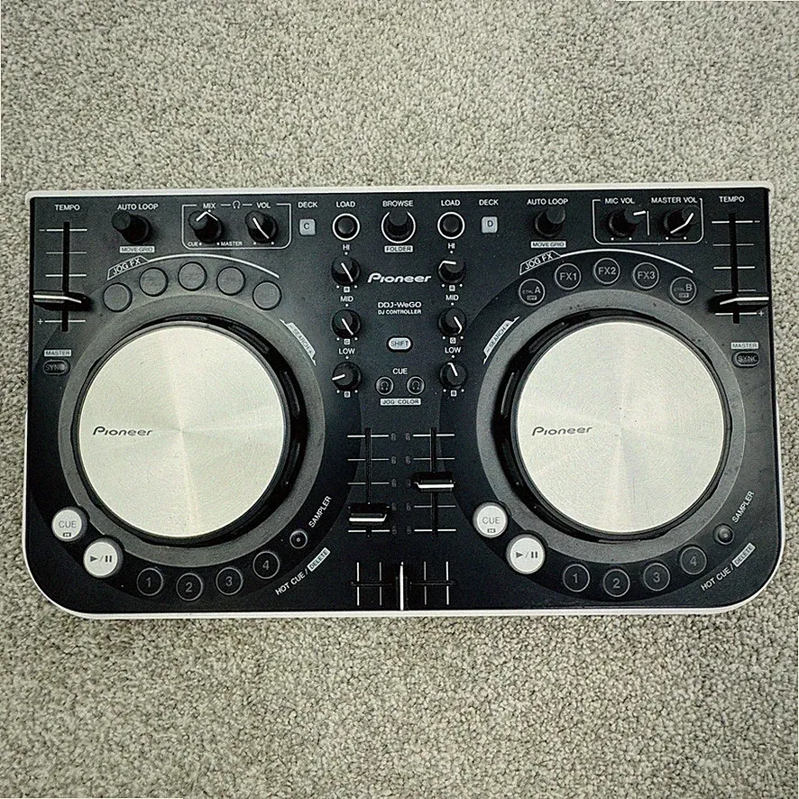 Pioneer Virtual DJ Limited Edition WeGo Compact Dual Deck Controller Black White