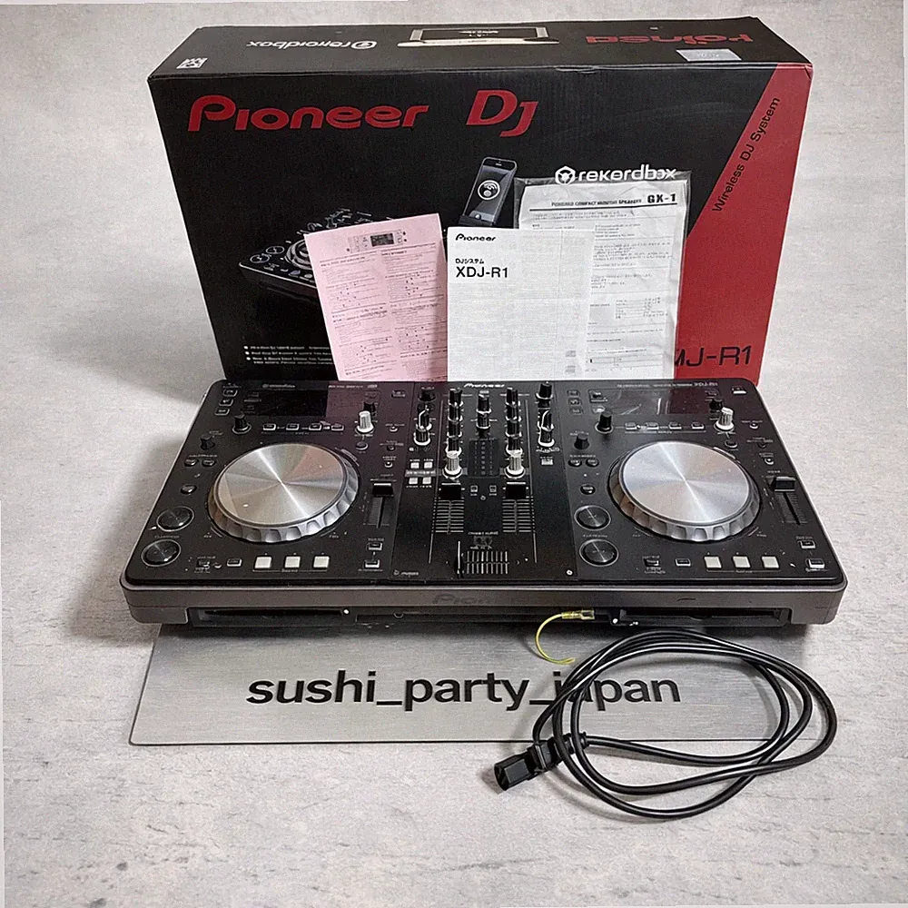 Pioneer XDJ-R1 Wireless DJ System All Function Testeed Complete Set SEE VIDEO