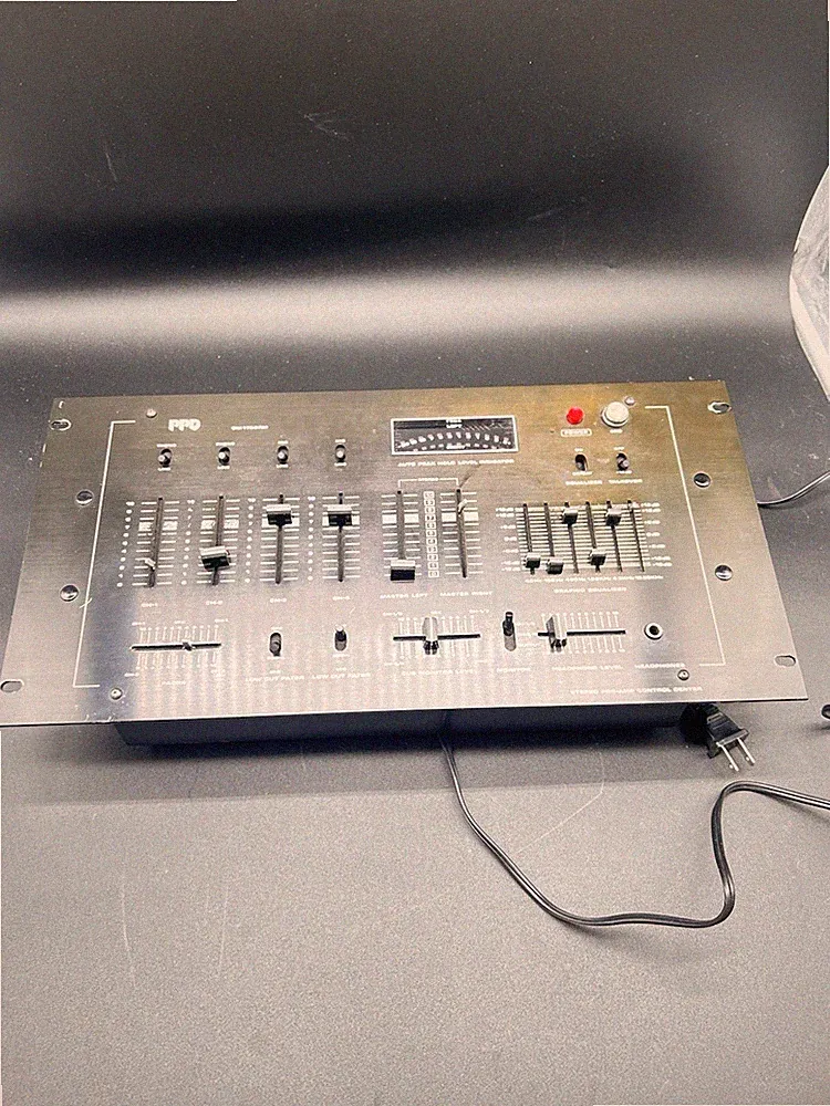 PPD Numark Studio Audio Master Control Center DM1750RM DJ 4 Channel Mixer works