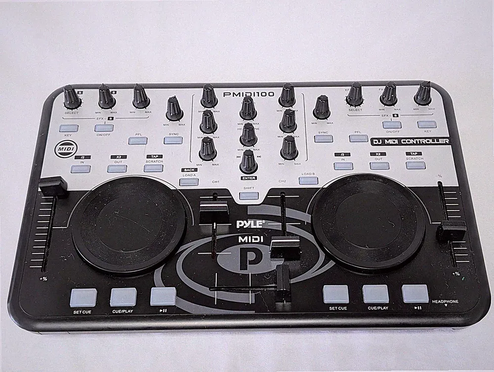 Pyle Pro PMIDI100 Professional Digital MIDI DJ Controller - USB Powered
