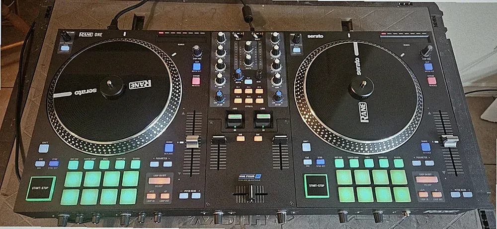 Rane ONE Double Deck DJ Controller, Motorized Platters, Serato, Tabletop