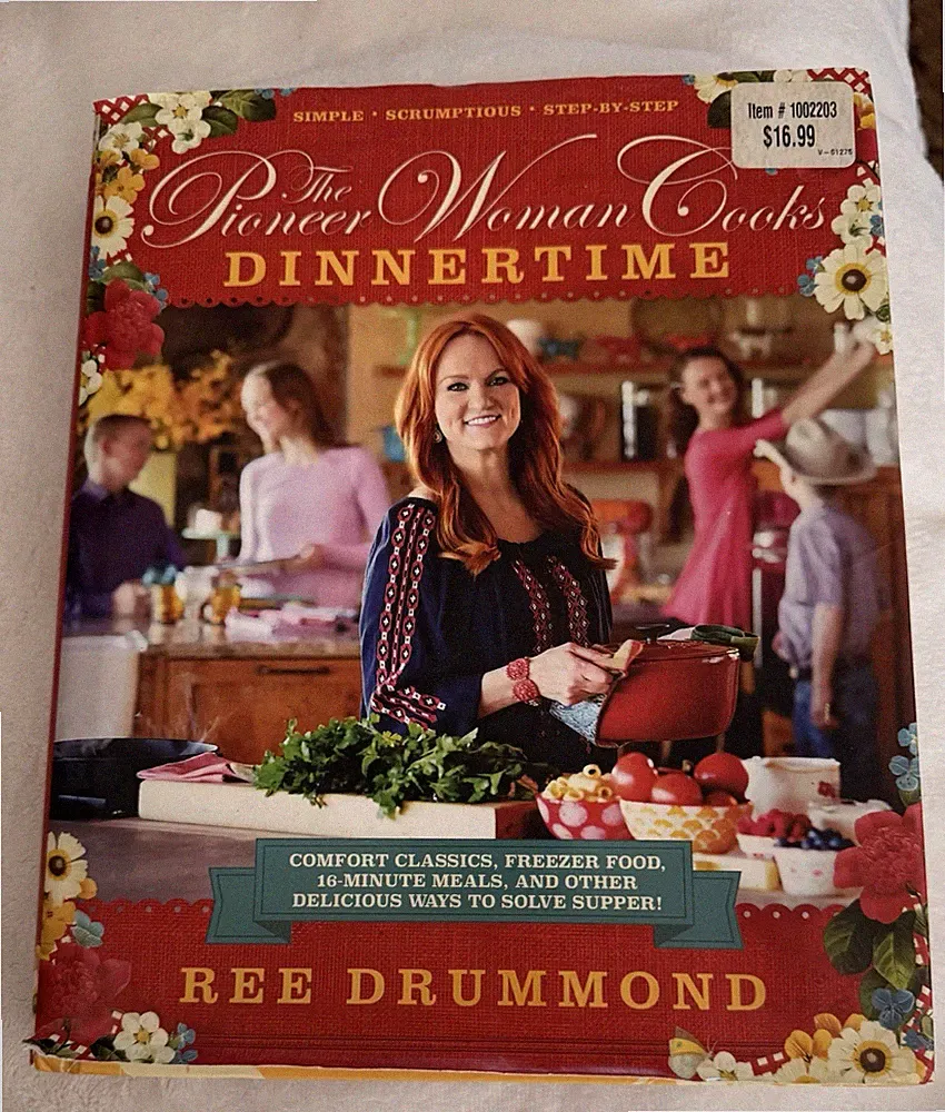 Ree Drummond Pioneer Woman Cooks: Dinnertime Hardcover 2015 Illustrated DJ