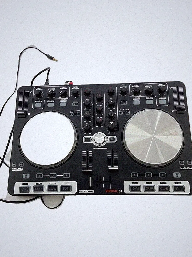 Reloop DJ equipment Used