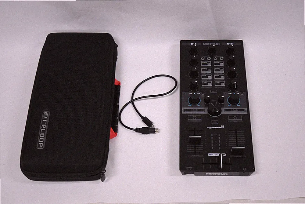 RELOOP MixTour All-In-One DJ Controller with Carry Case & Lightning Cable