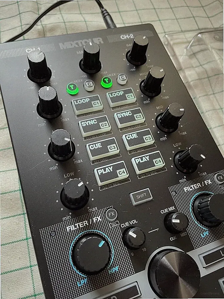 Reloop MIXTOUR Portable DJ Controller Audio Interface for djay TRAKTOR #0001