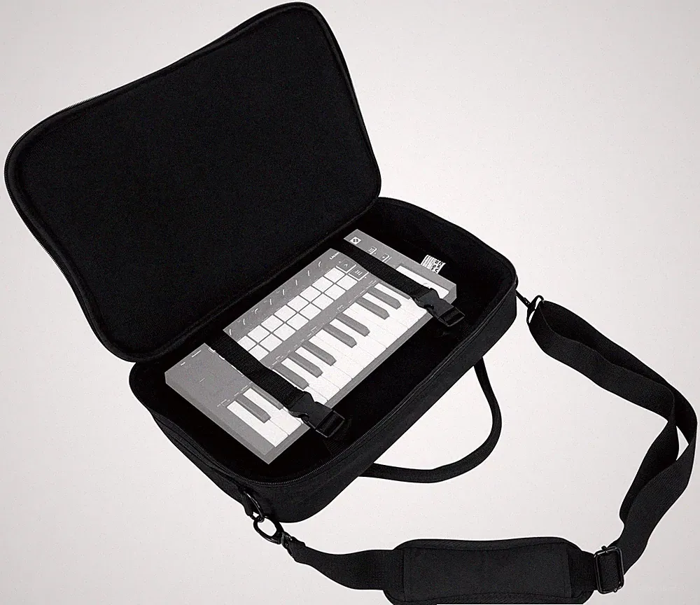 Rockville MCB16 Gig Bag Case for DJ/MIDI/Keyboard/Guitar Pedals