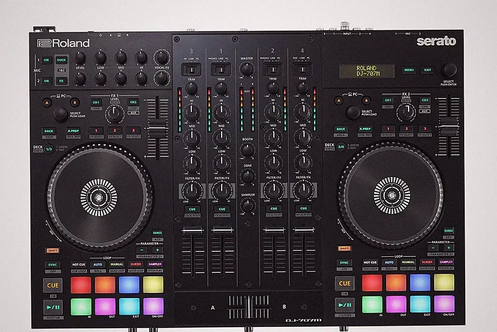 Roland AIRA DJ-707M DJ Controller Serato DJ Pro 4ch japan NEW