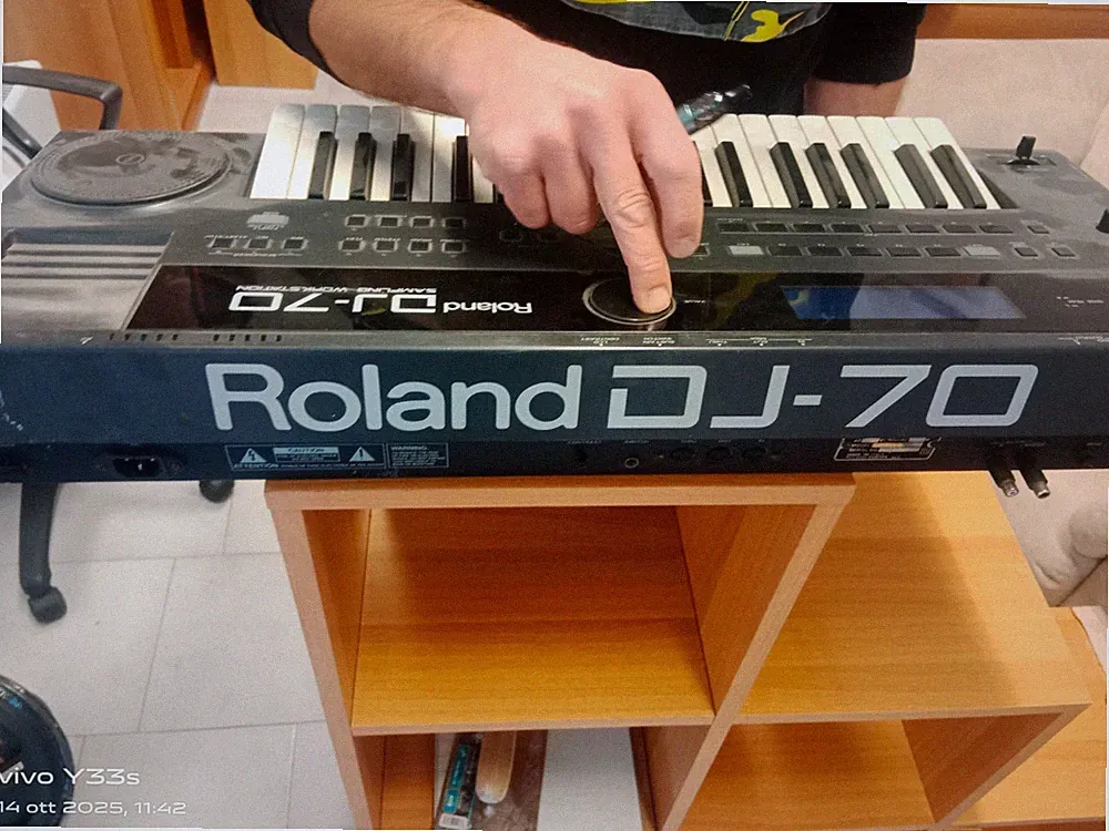 roland dj-70