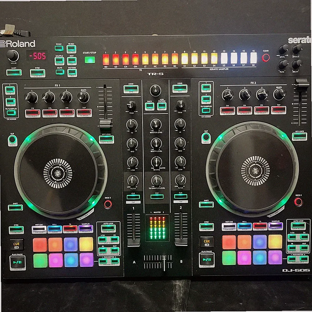 Roland Serato DJ-505 2-channel DJ Controller
