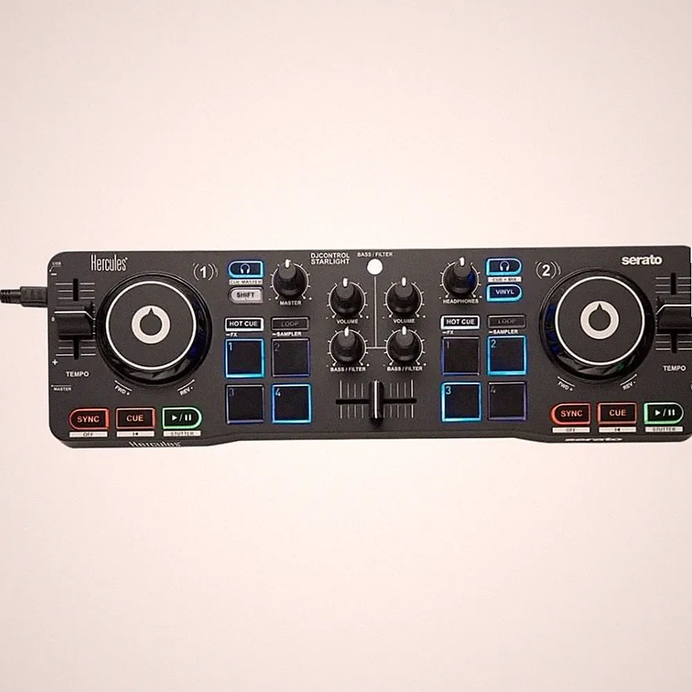 Serato DJ Controller | Touch-Sensitive Jog Wheels