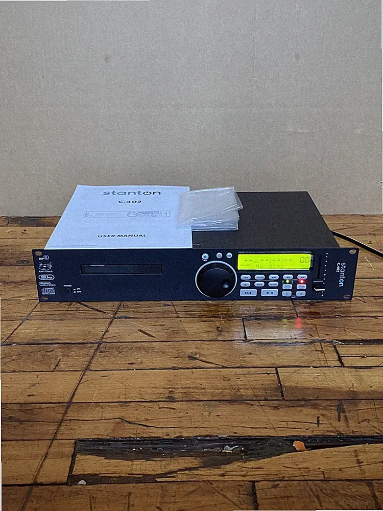 Stanton C.402 Professional DJ MP3 CD Player Rackmount Powers On Good For Parts