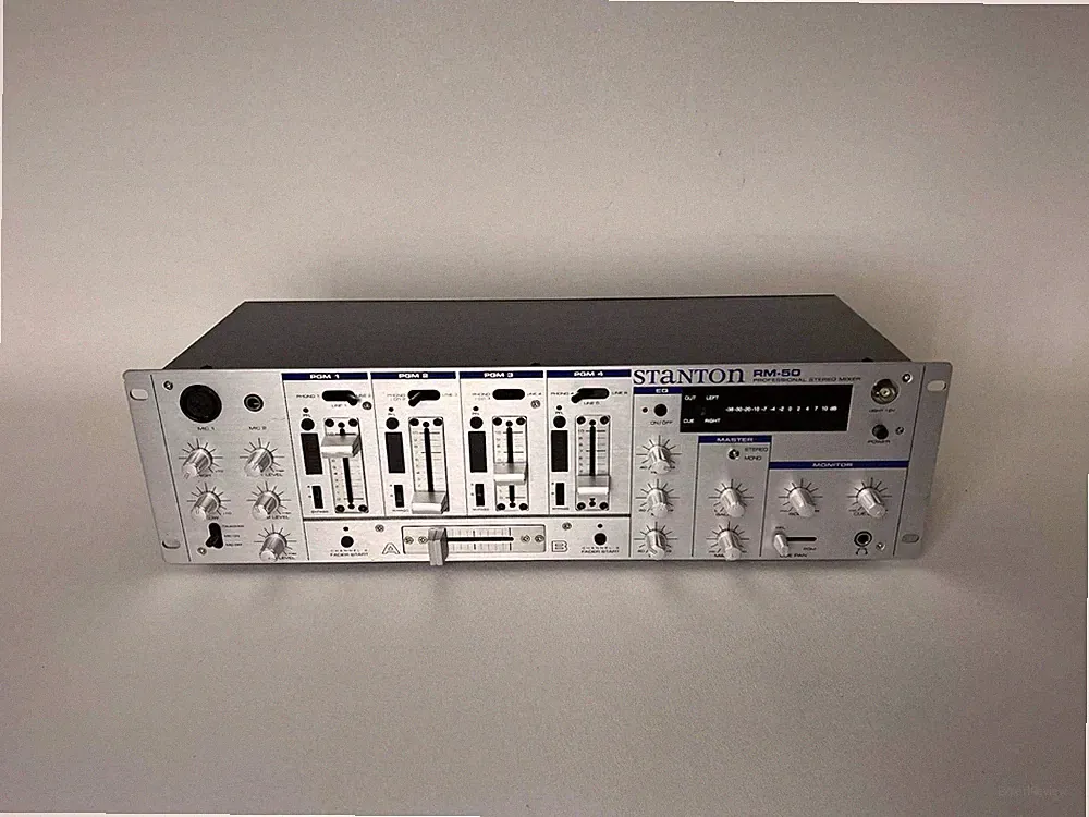 Stanton RM-50 Professional Stereo Mixer (READ DESCRIPTION)