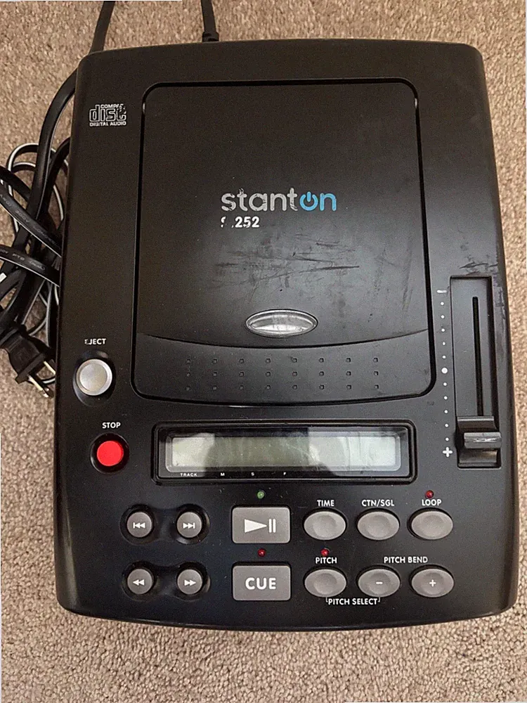 Stanton S-252 CD Player Professional DJ W/ Pitch Control Table Top