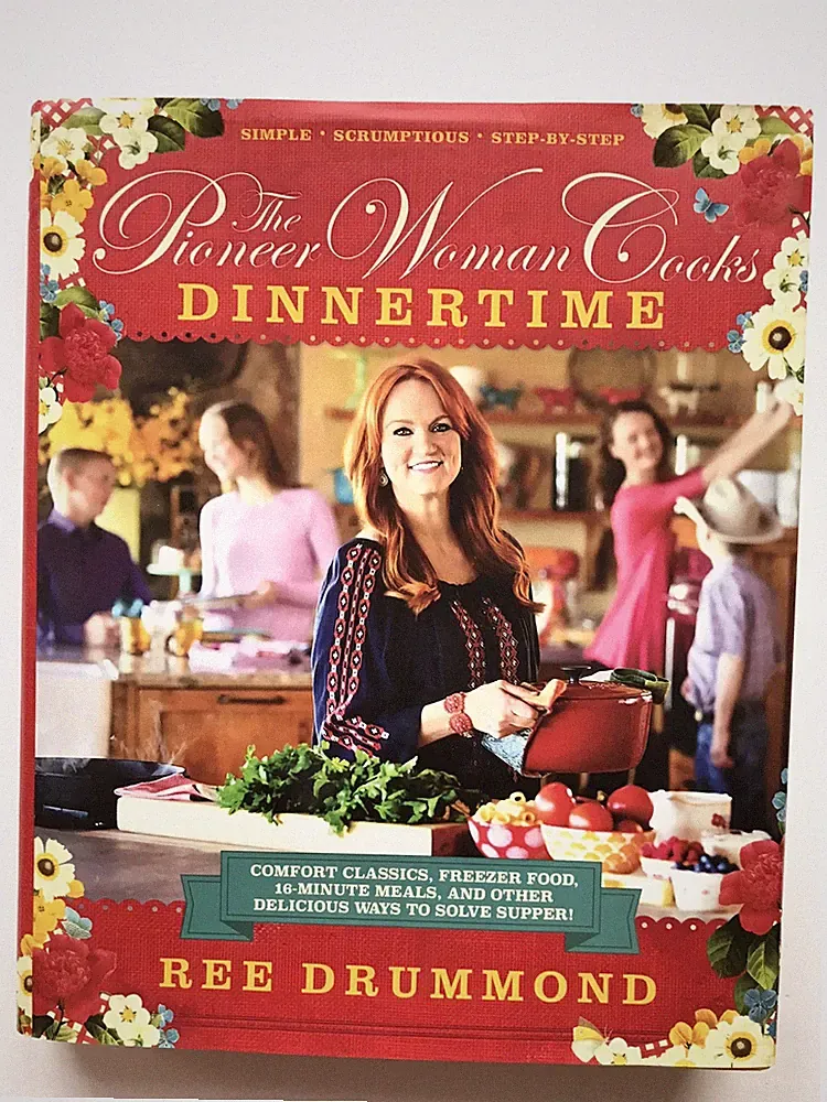 The Pioneer Woman Cooks DINNERTIME- Ree Drummond HC/DJ FIRST EDITION 2015