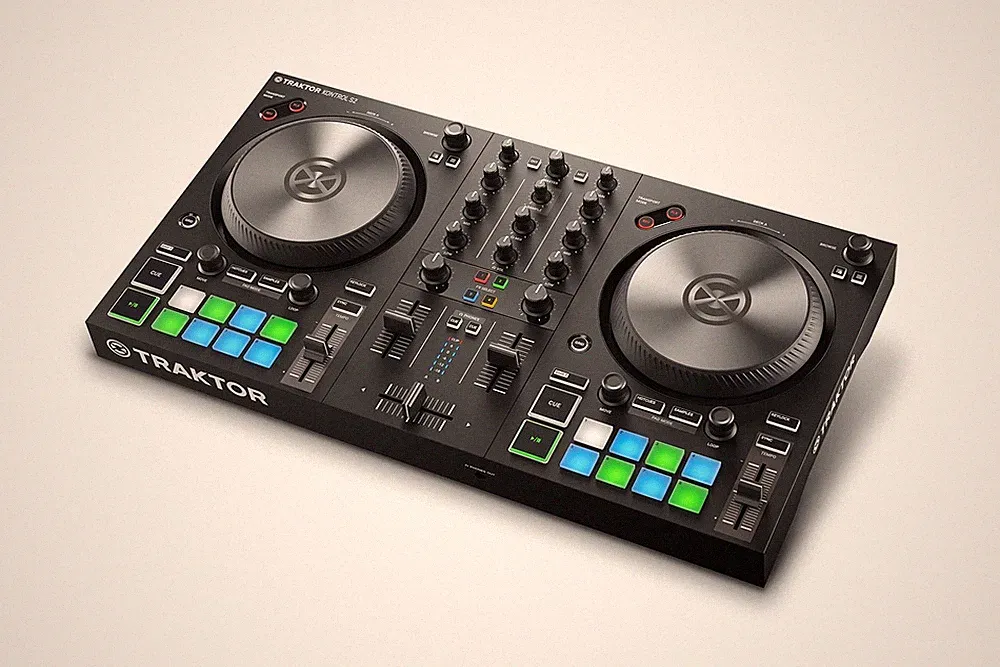 TRAKTOR KONTROL S2 MK3 Native Instruments Digital DJ Controller DJ Equipment