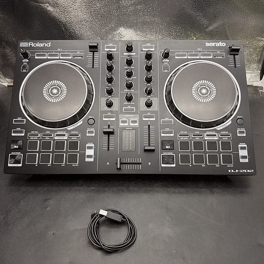 USED Roland DJ-202 2-Channel Serato DJ USB MIDI Sequencer Controller