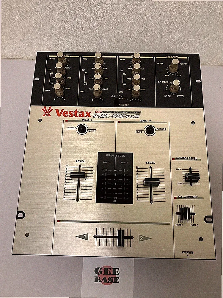 Vestax PMC-05 PRO 2 II DJ Turntable Mixer Professional Mixing Controller F/S