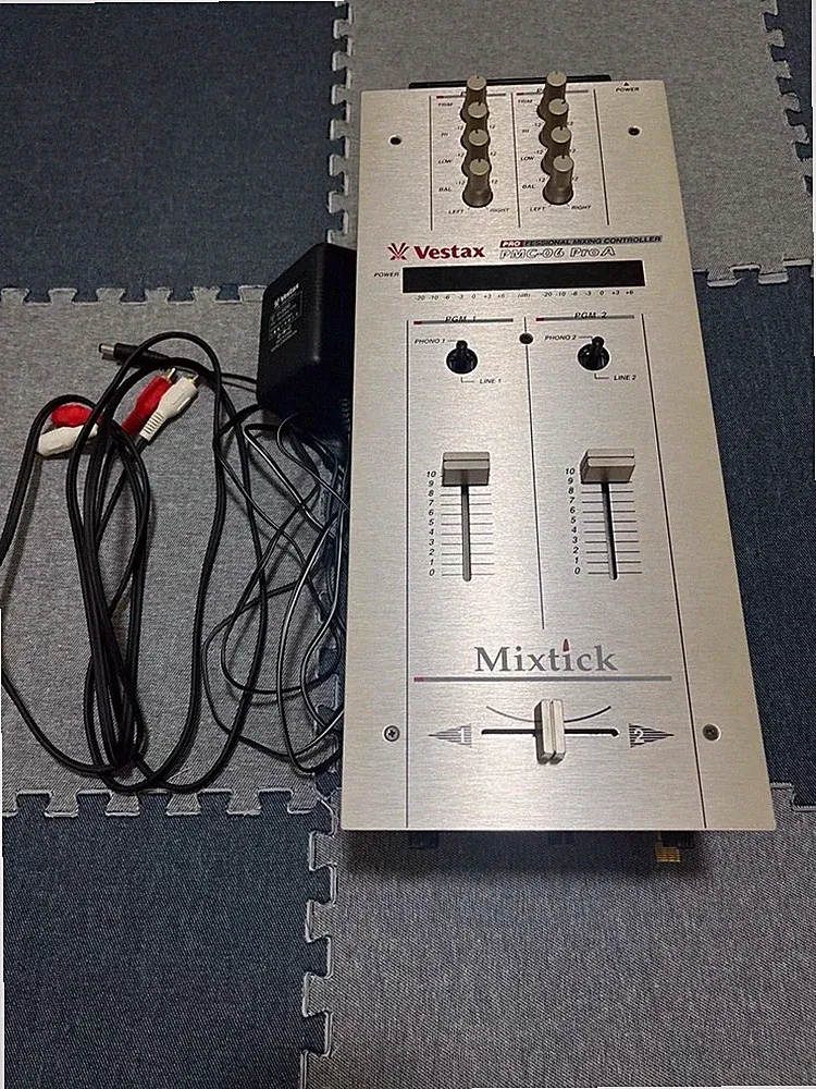 Vestax PMC-06 Pro A Mixtick DJ Mixer Champagne Gold 2ch Crossfader Tested Works
