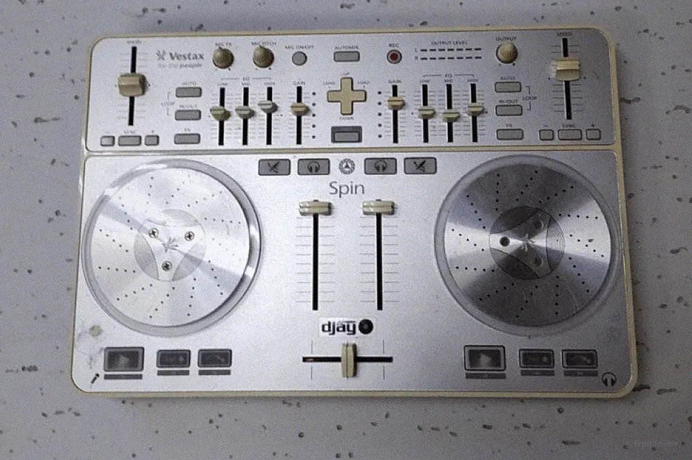 Vestax Spin DJ Turntable Controller Very Good