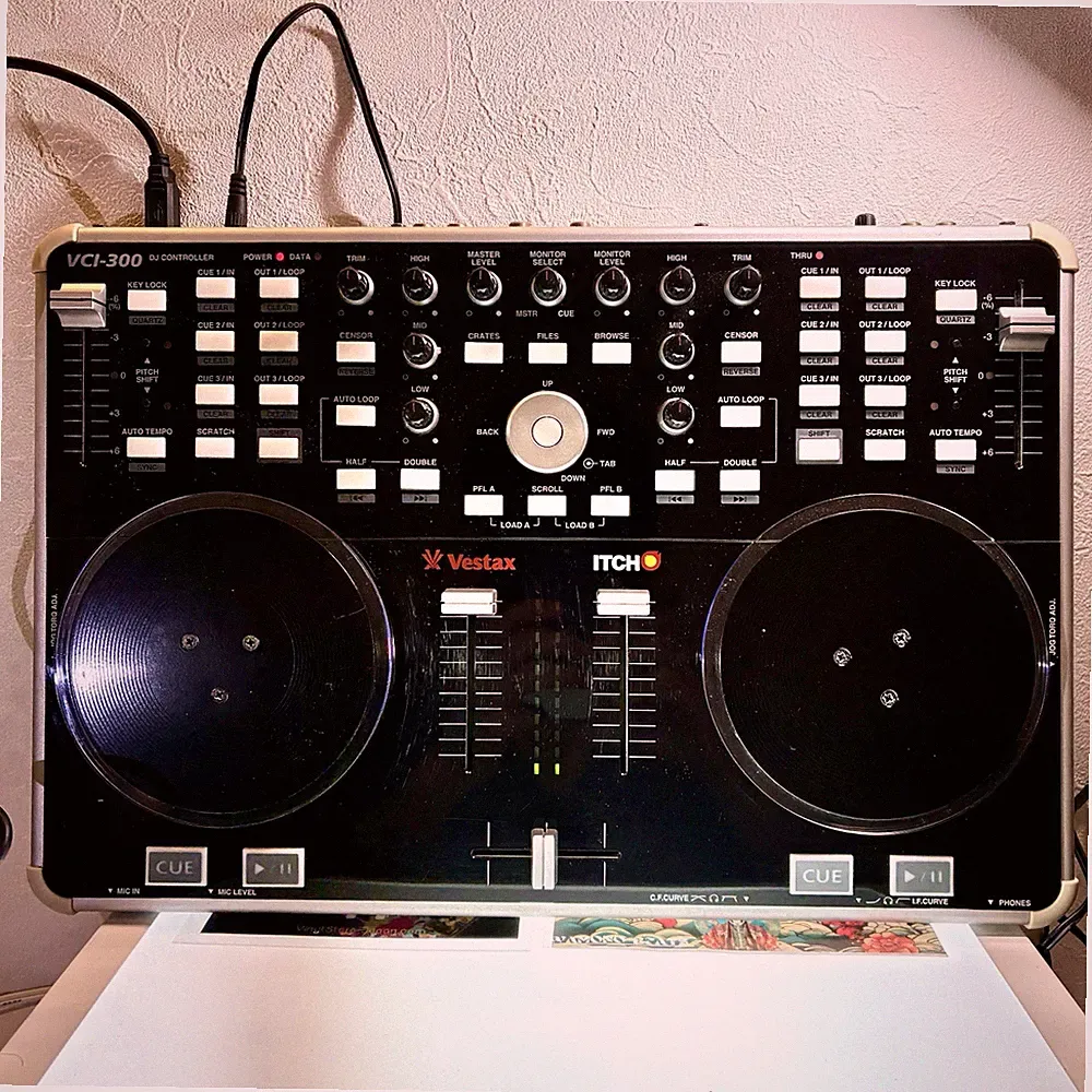 Vestax VCI-300 DJ Controller Serato Itch USB MIDI Used Tested Working Japan