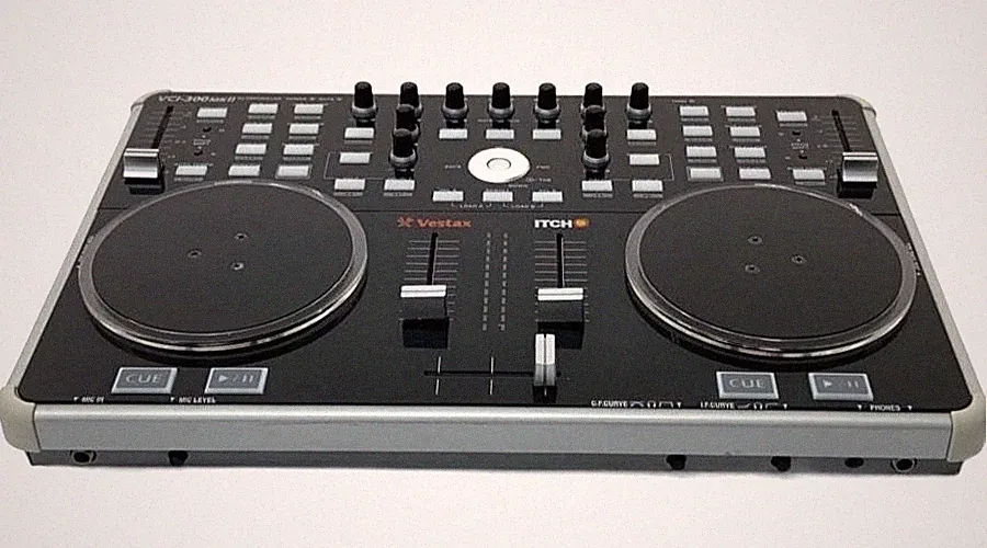 Vestax VCI-300 mkⅡ Black DJ Controller