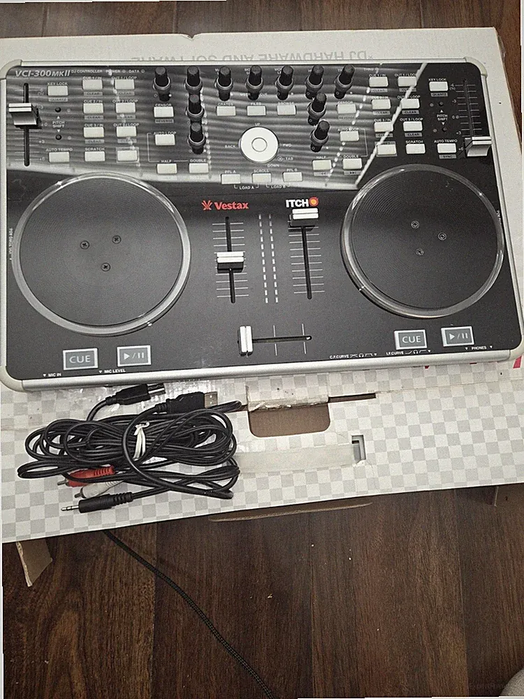 Vestax VCI-300 MKII DJ Controller Serato Itch USB MIDI Used Japan #OS0083