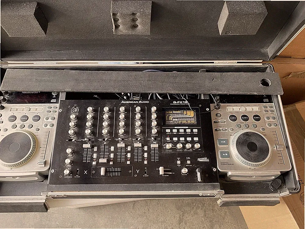 Vintage American Audio DJ Set