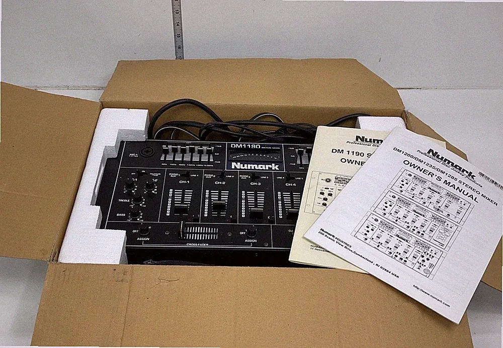 Vintage Numark DM1200 Professional 19" Stereo Mixer "Clean Working"
