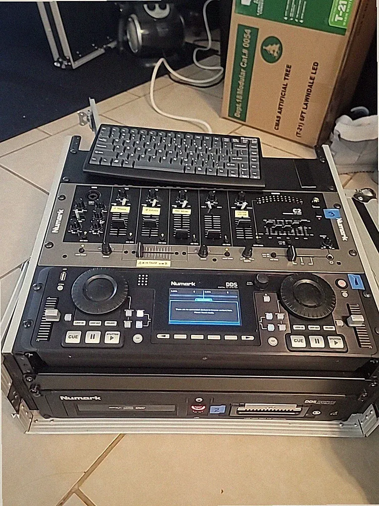 Vintage Numark Professional Dj Mixer C2-DMC 2 Software controller Pro-Case